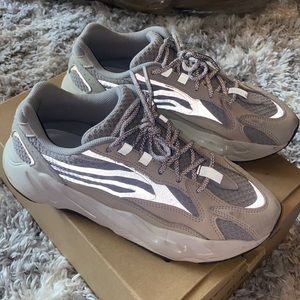 Yeezy Boost 700